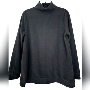 Crown & Ivy L black top